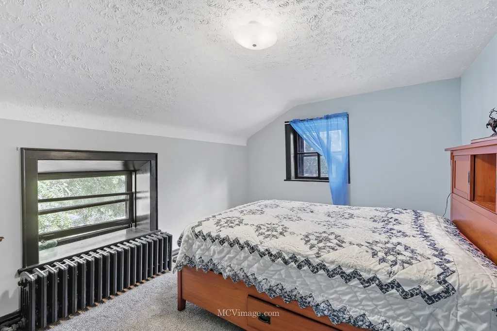 814 S Washington Street IL