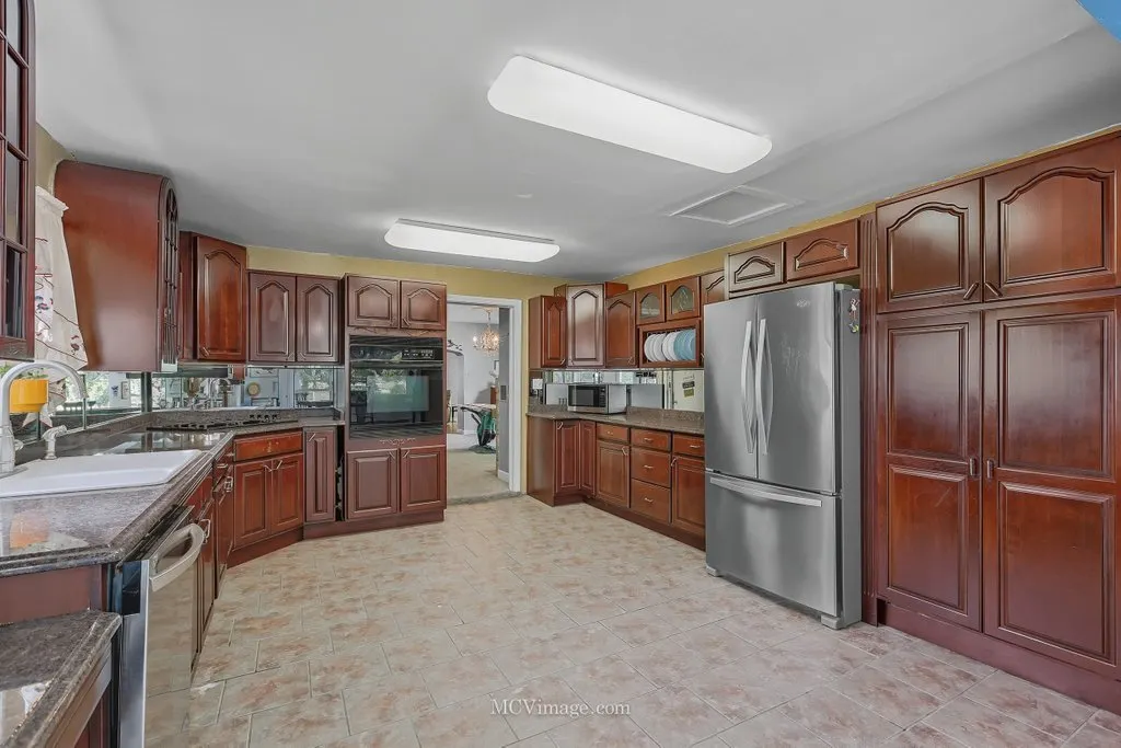 814 S Washington Street IL