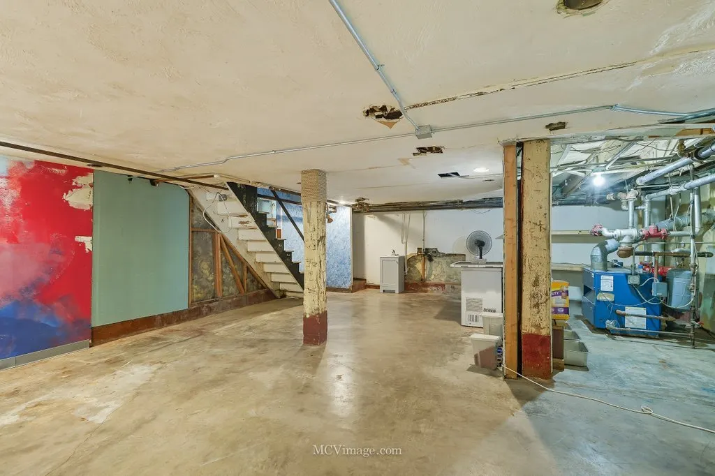 814 S Washington Street IL