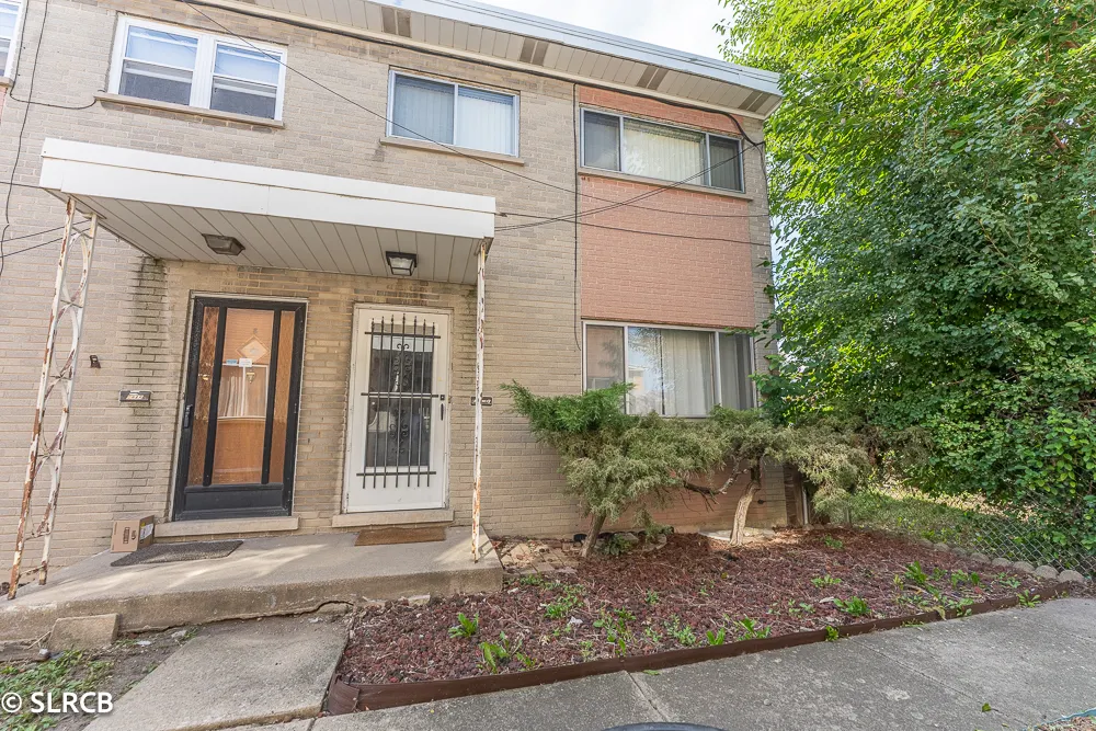 7906 W Lawrence Avenue F IL