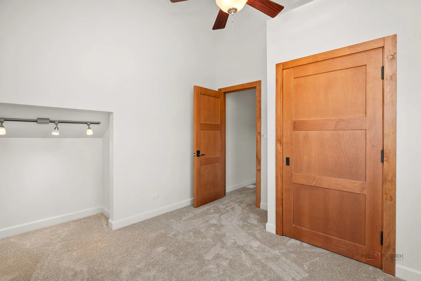 1349 Spalding Drive IL