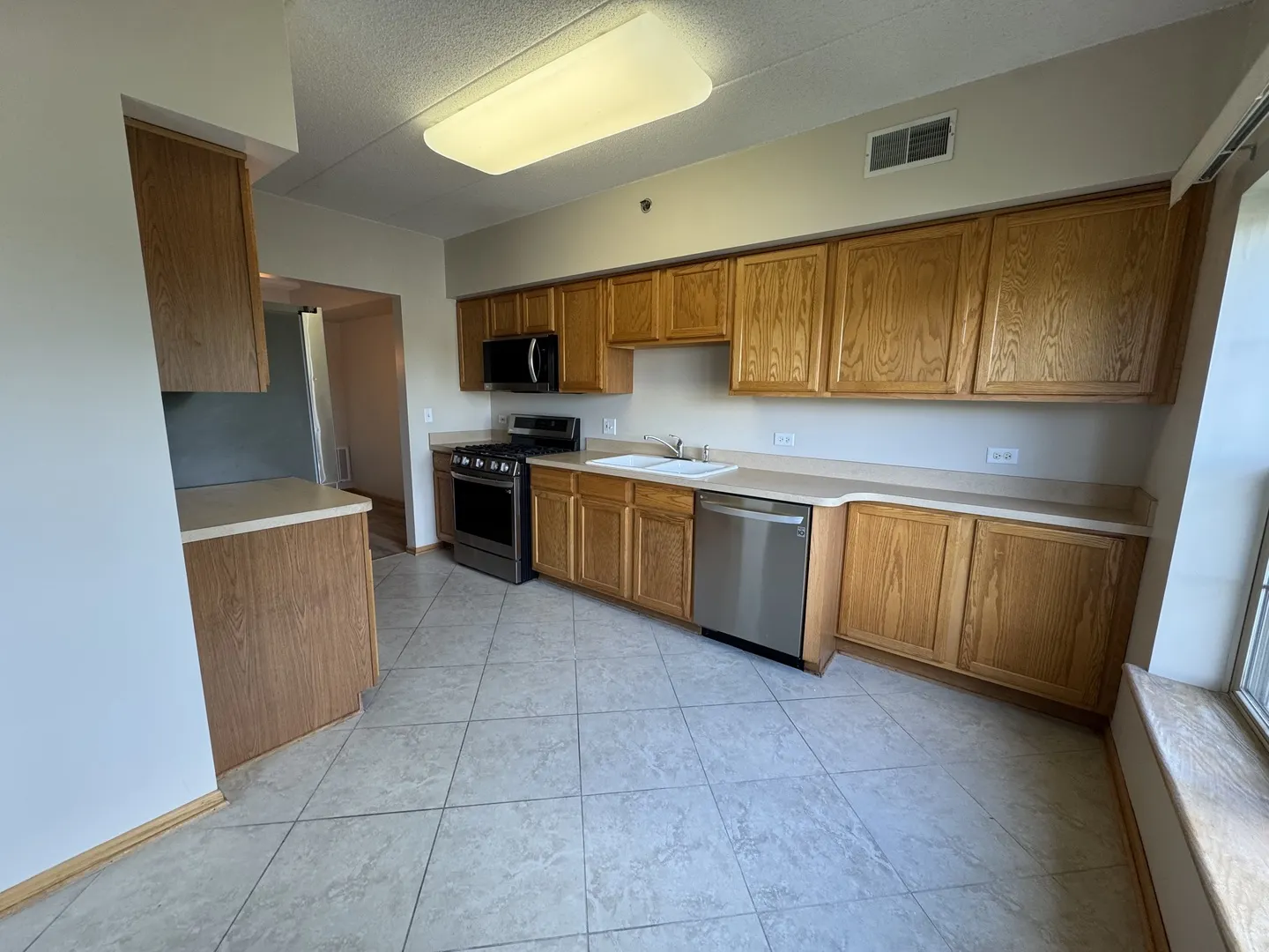 1200 S PROSPECT Avenue 303 IL
