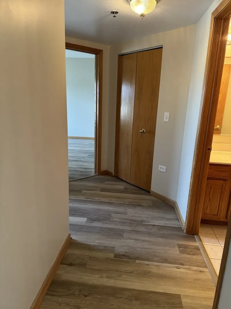 1200 S PROSPECT Avenue 303 IL