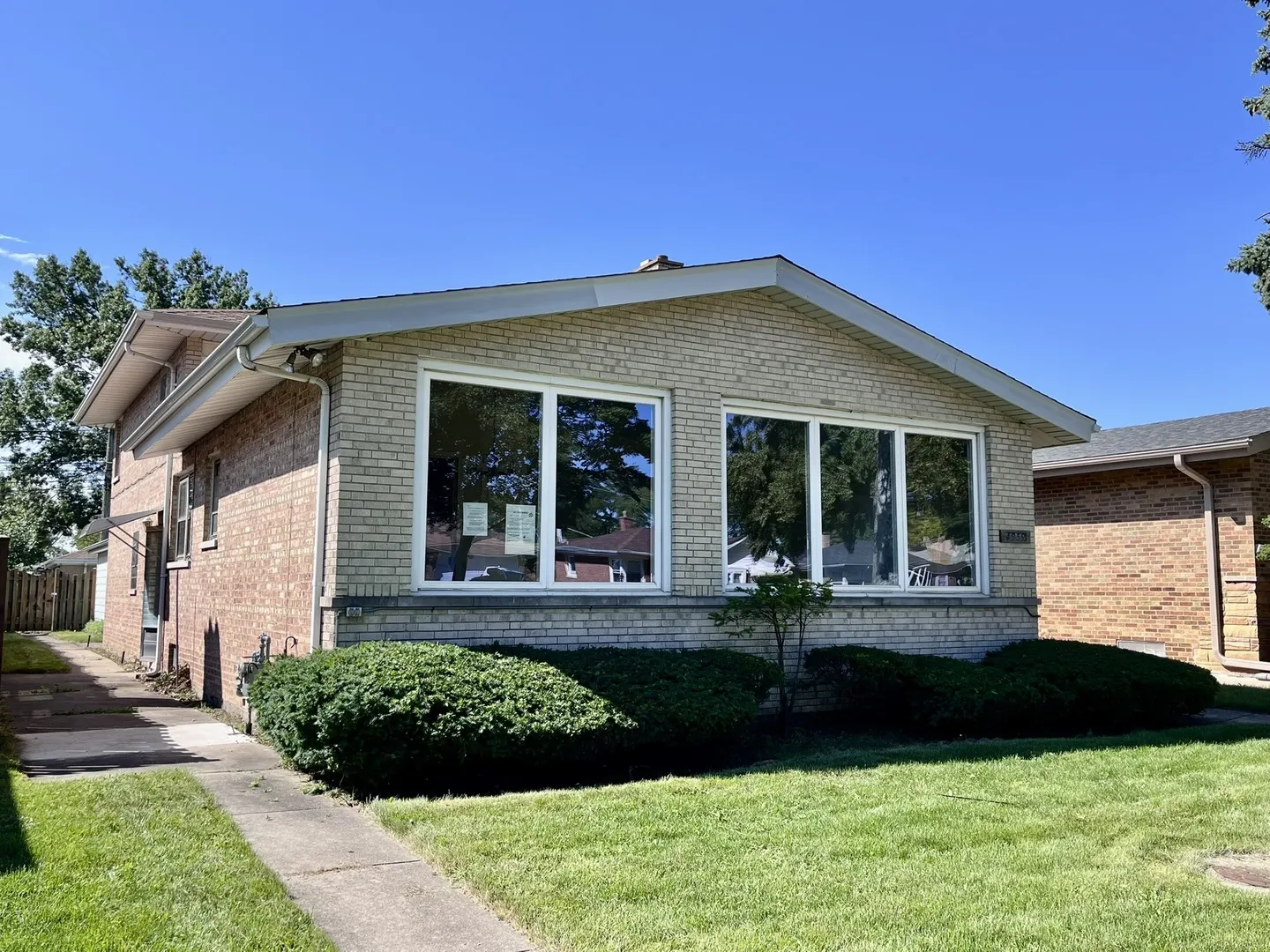 4939 Fargo Avenue IL