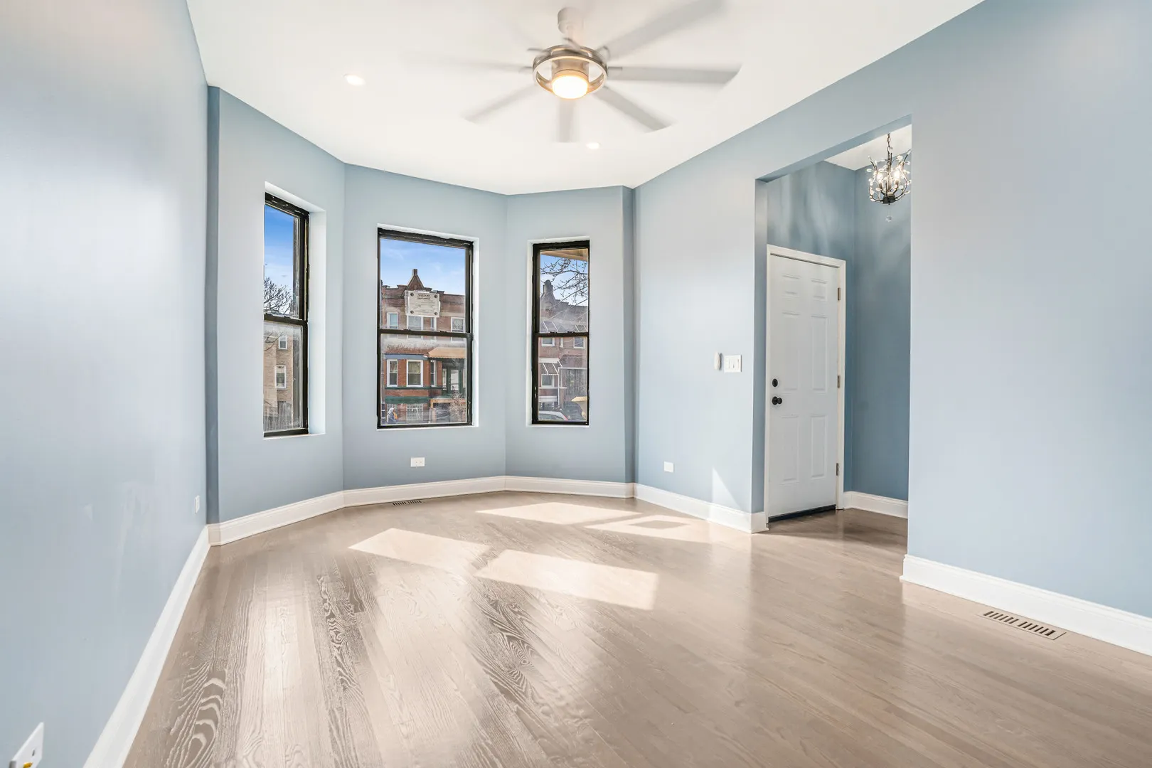 3736 W Cermak Road IL