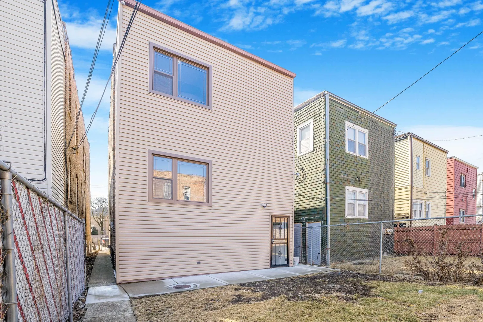 3736 W Cermak Road IL