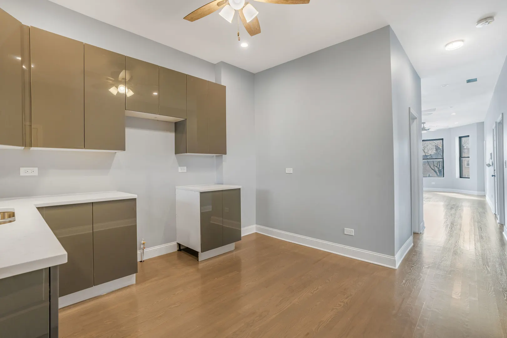 3736 W Cermak Road IL