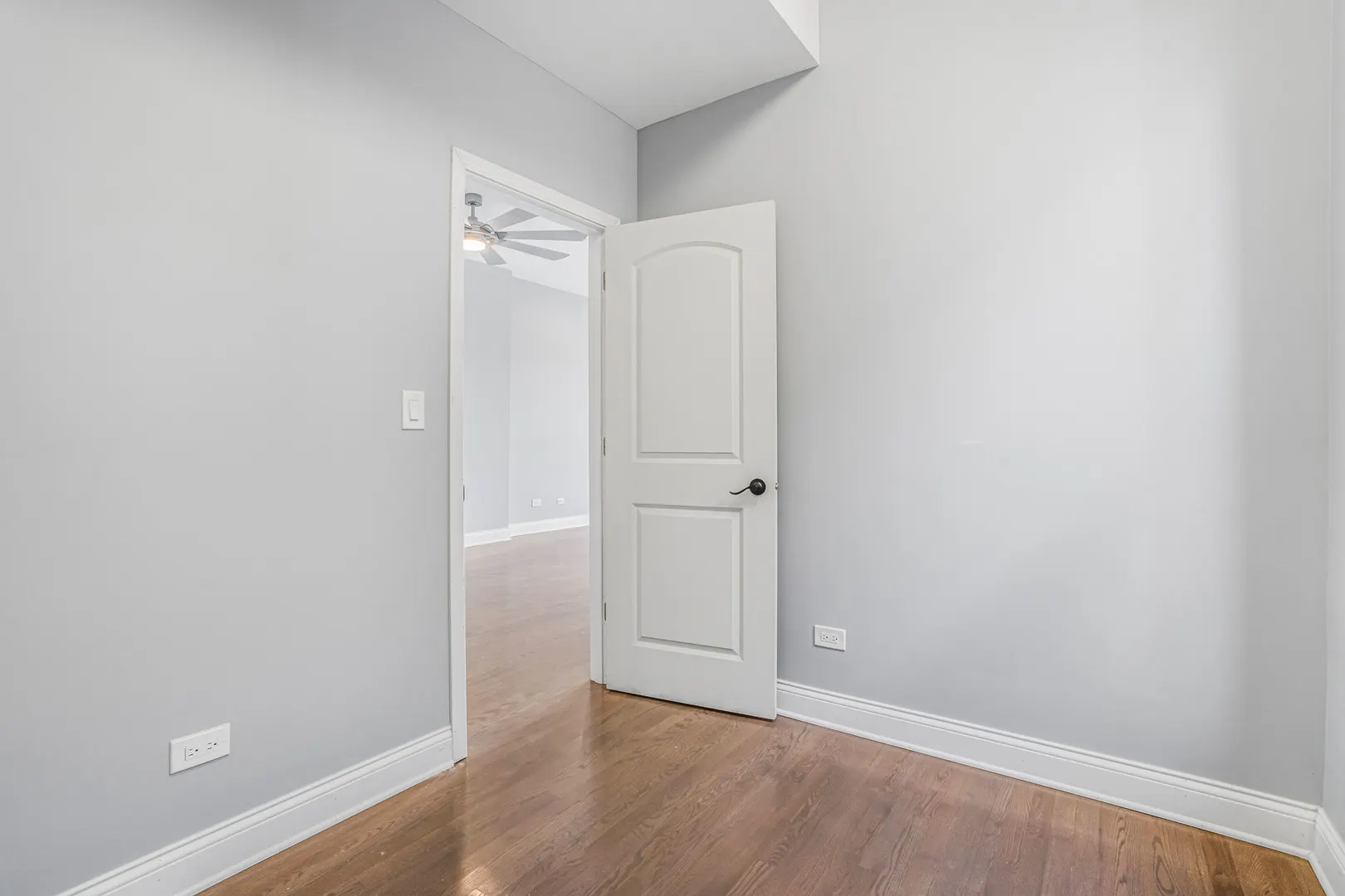 3736 W Cermak Road IL