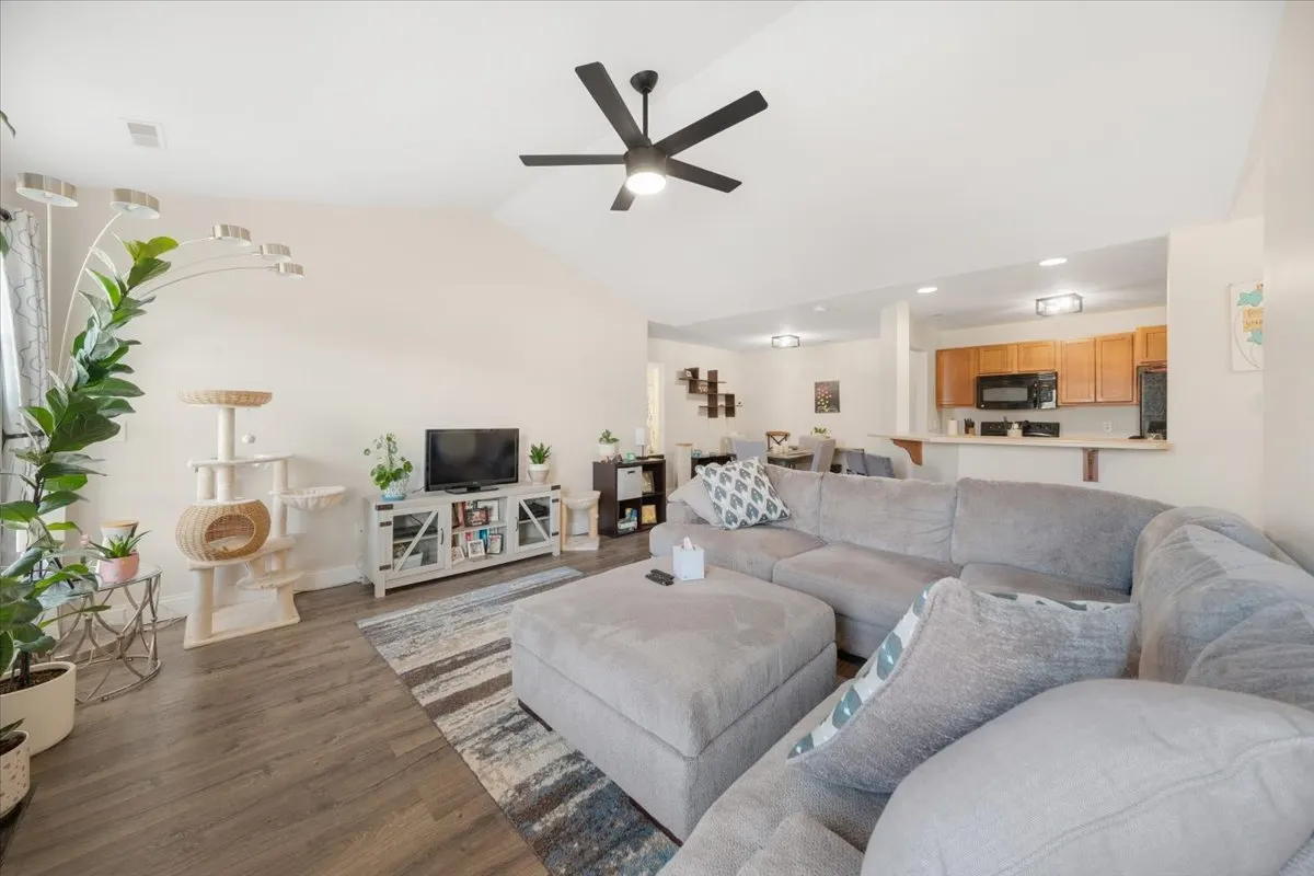 3026 Stillwater Landing 202 IL