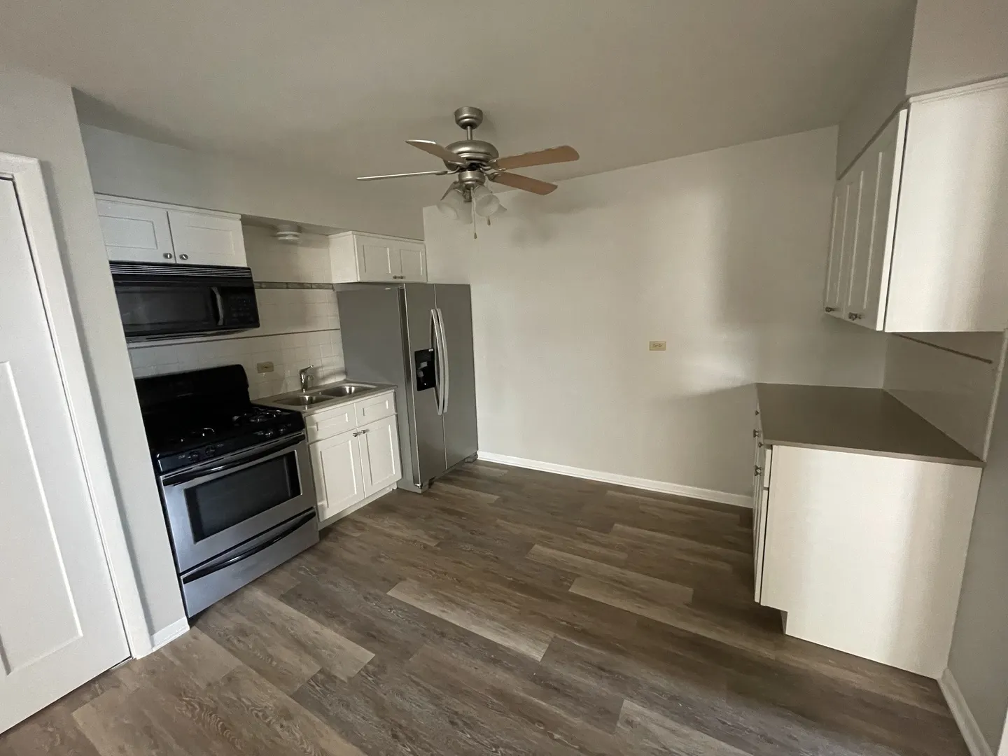2132 N Harlem Avenue 1C IL