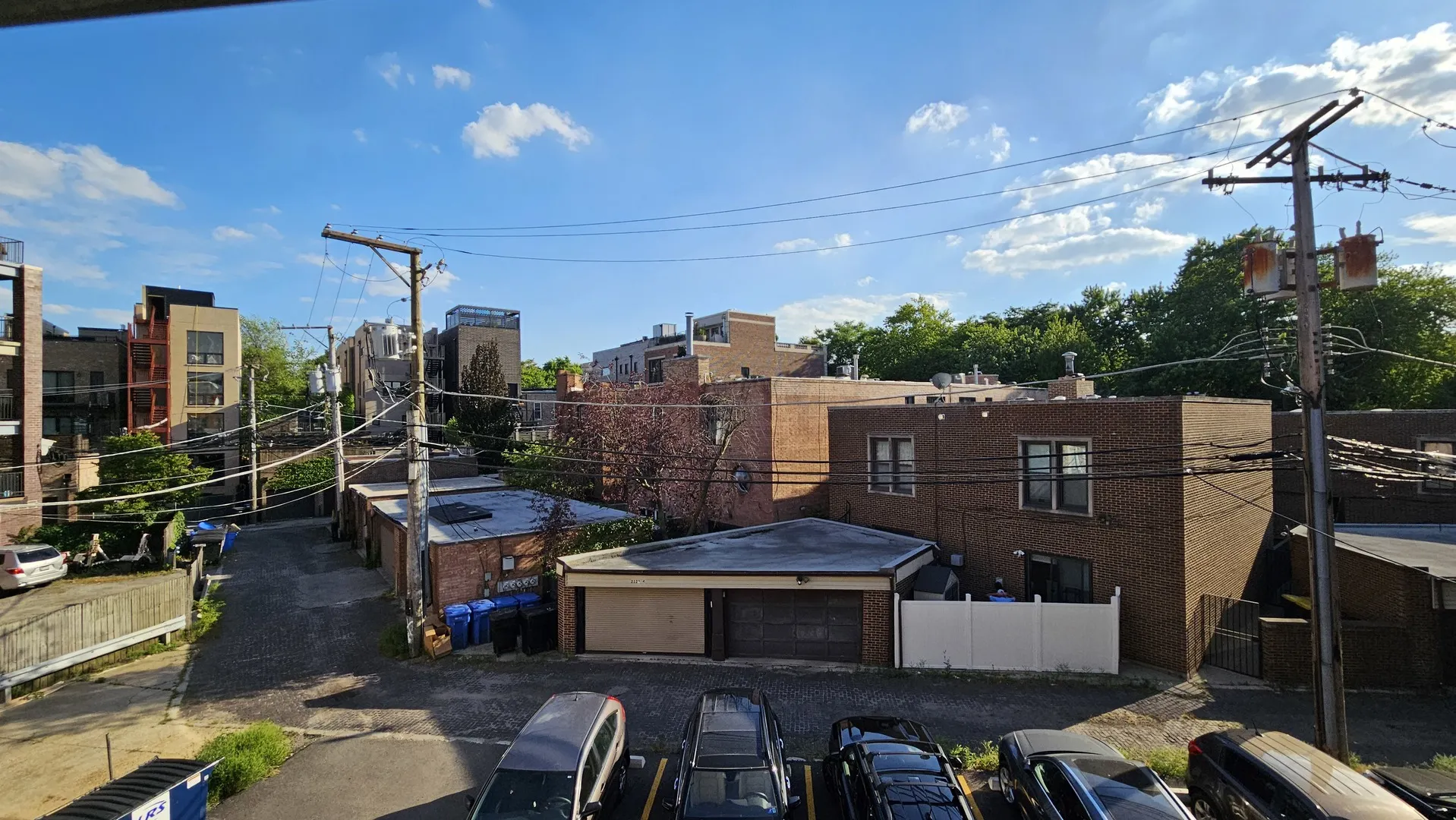 2250 N Lincoln Avenue 407 IL