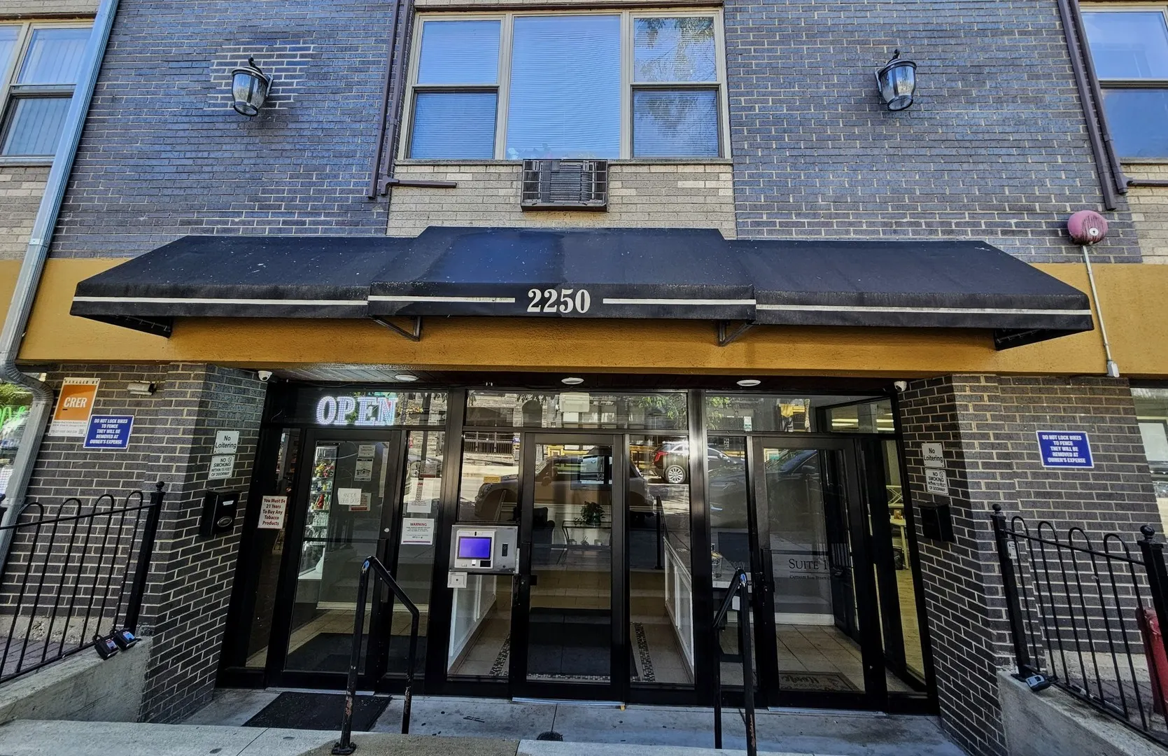 2250 N Lincoln Avenue 407 IL