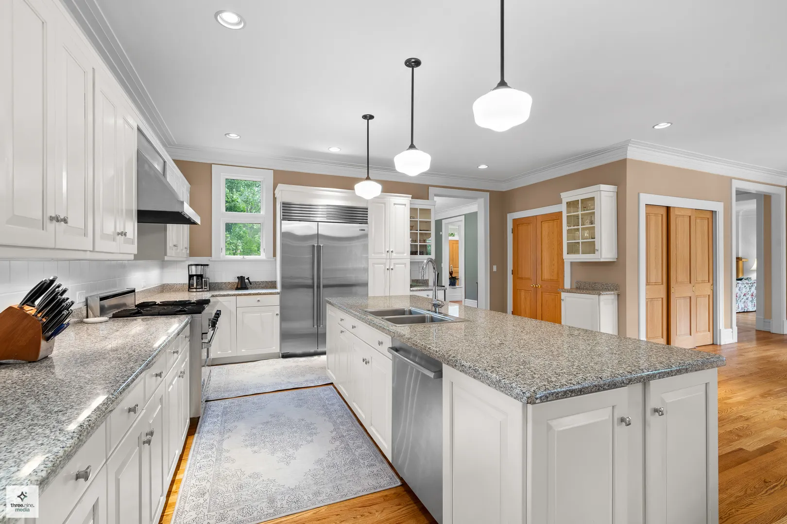 1133 Manor Drive IL