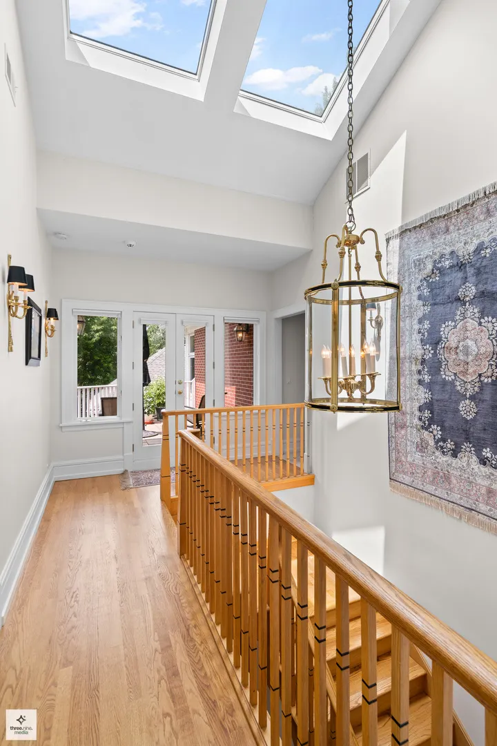 1133 Manor Drive IL