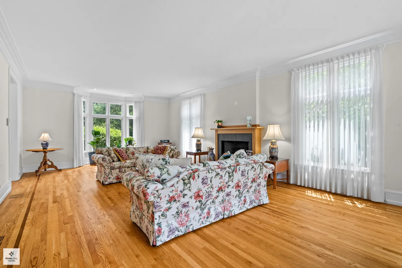 1133 Manor Drive IL