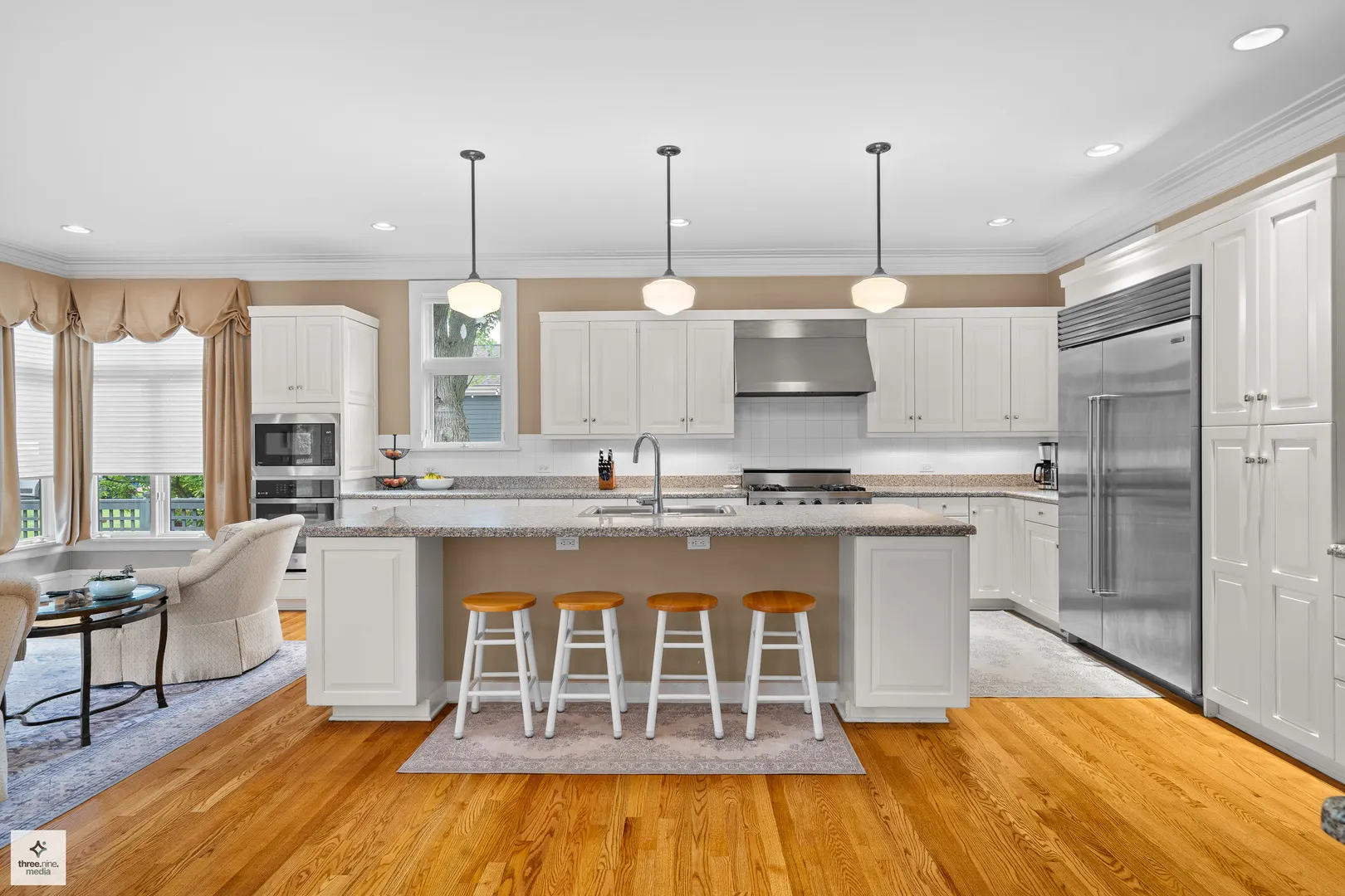 1133 Manor Drive IL