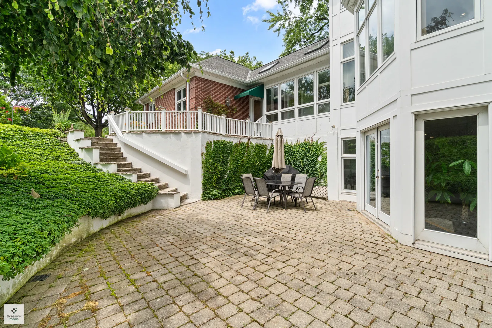 1133 Manor Drive IL