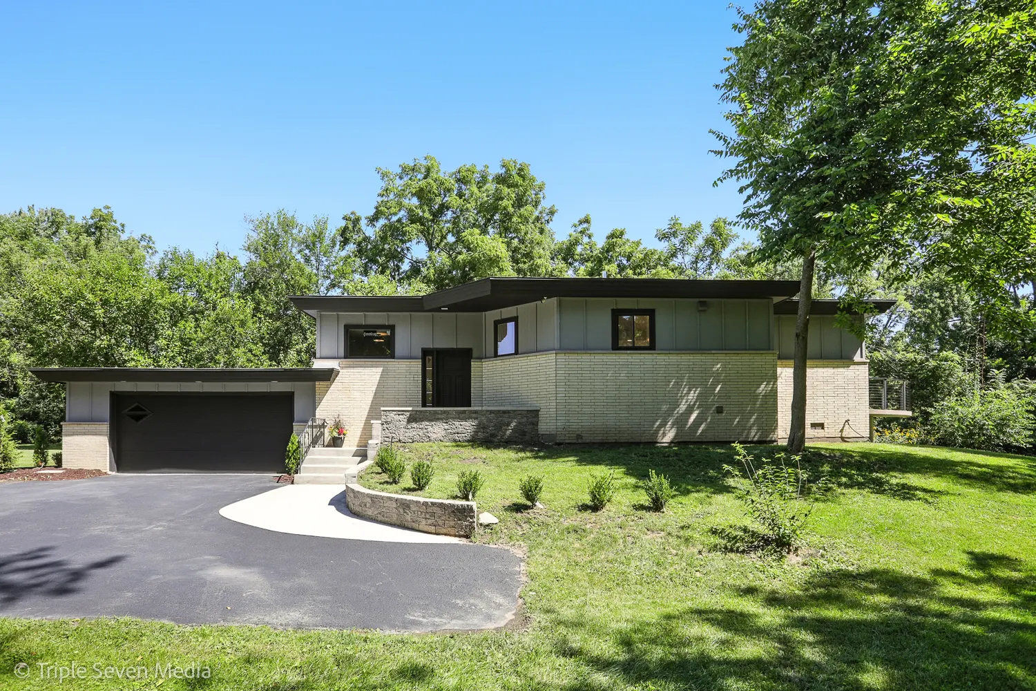 18801 Ruth Drive IL