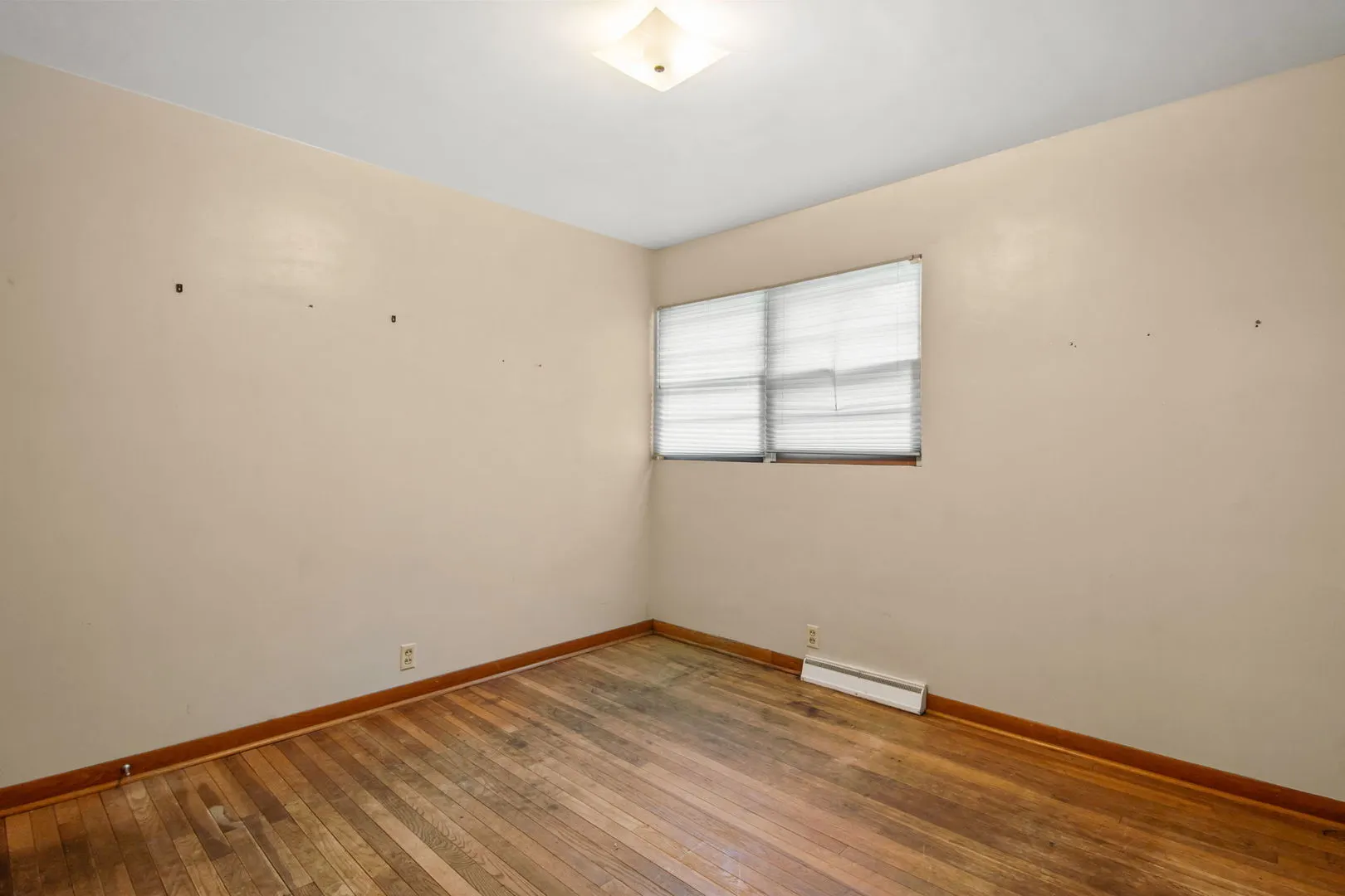 311 Roberts Lane IL