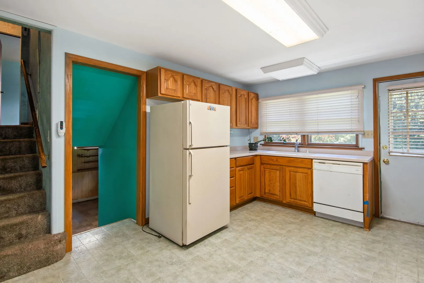 311 Roberts Lane IL