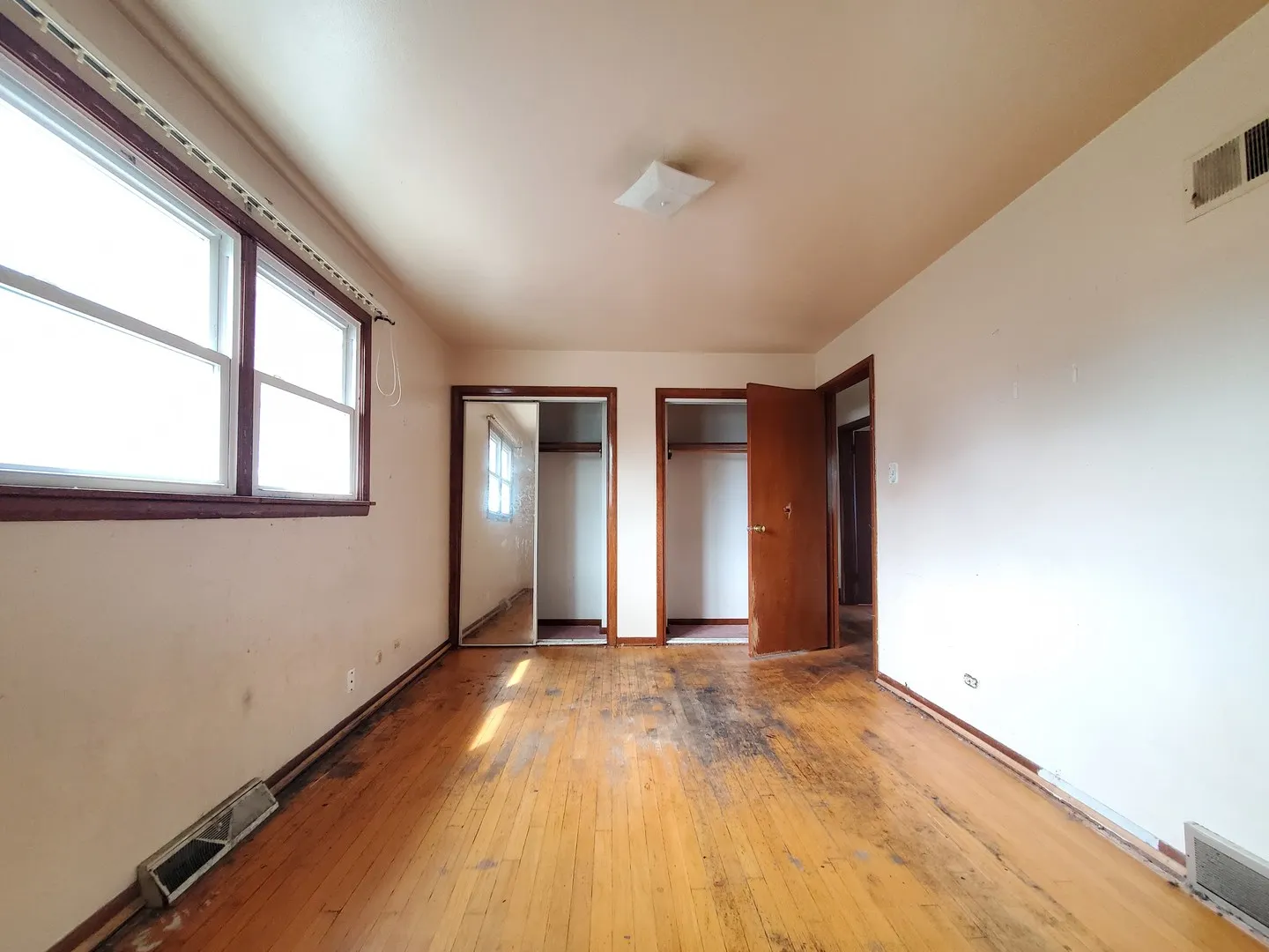 15019 Oak Street IL