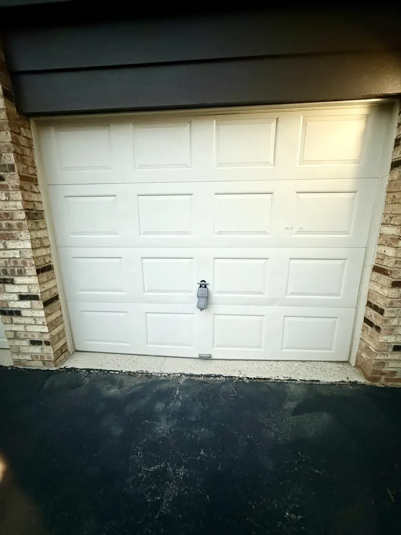 222 Stanhope Drive B IL