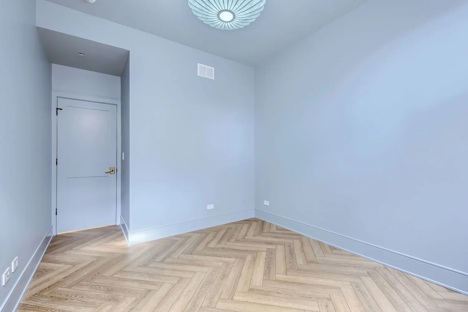 2043 N Humboldt Boulevard 2 IL
