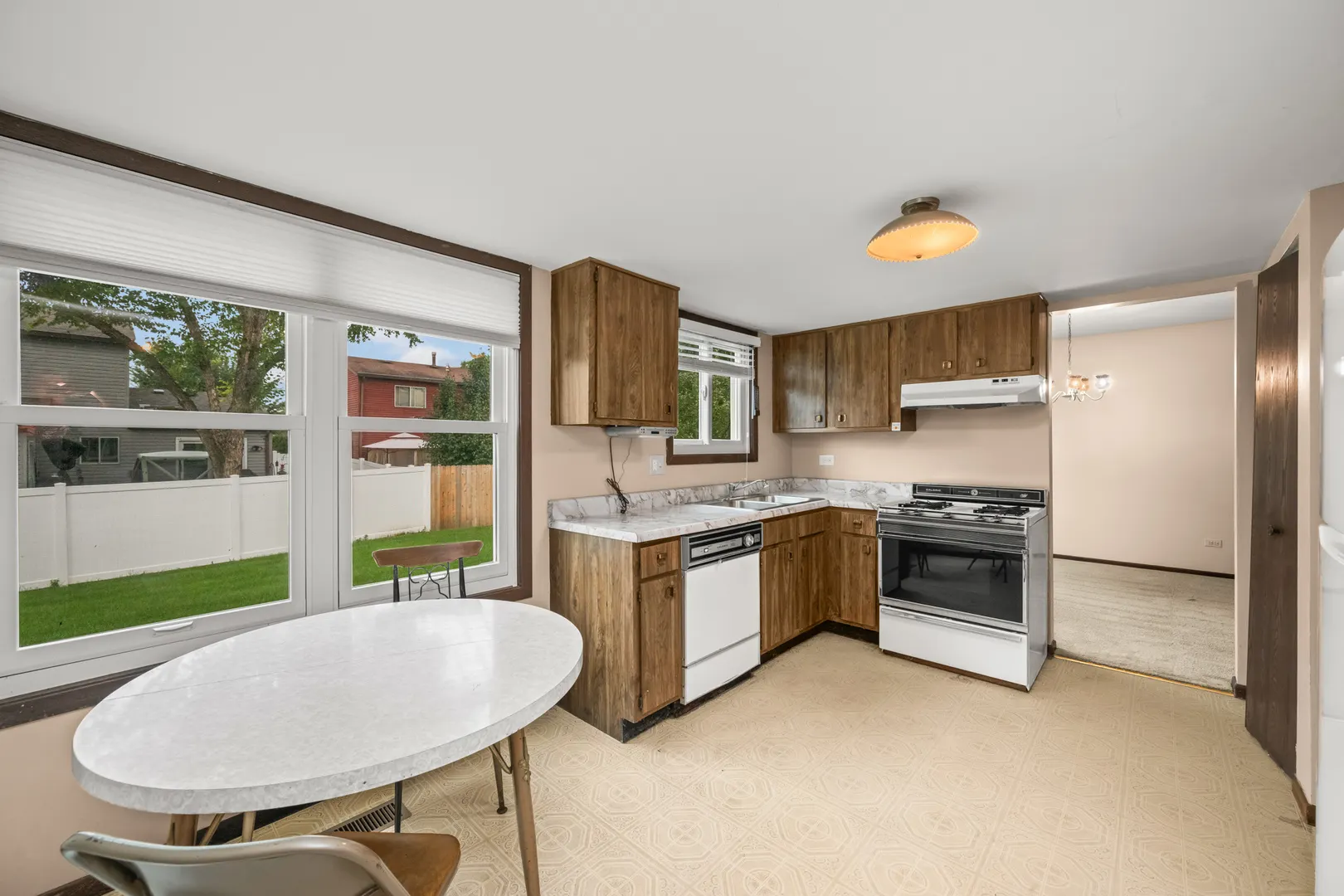 6 Wild Rose Court IL