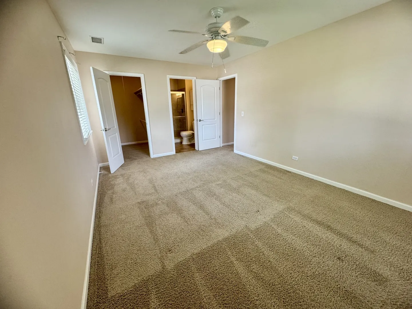 300 Pembridge Lane D2 IL