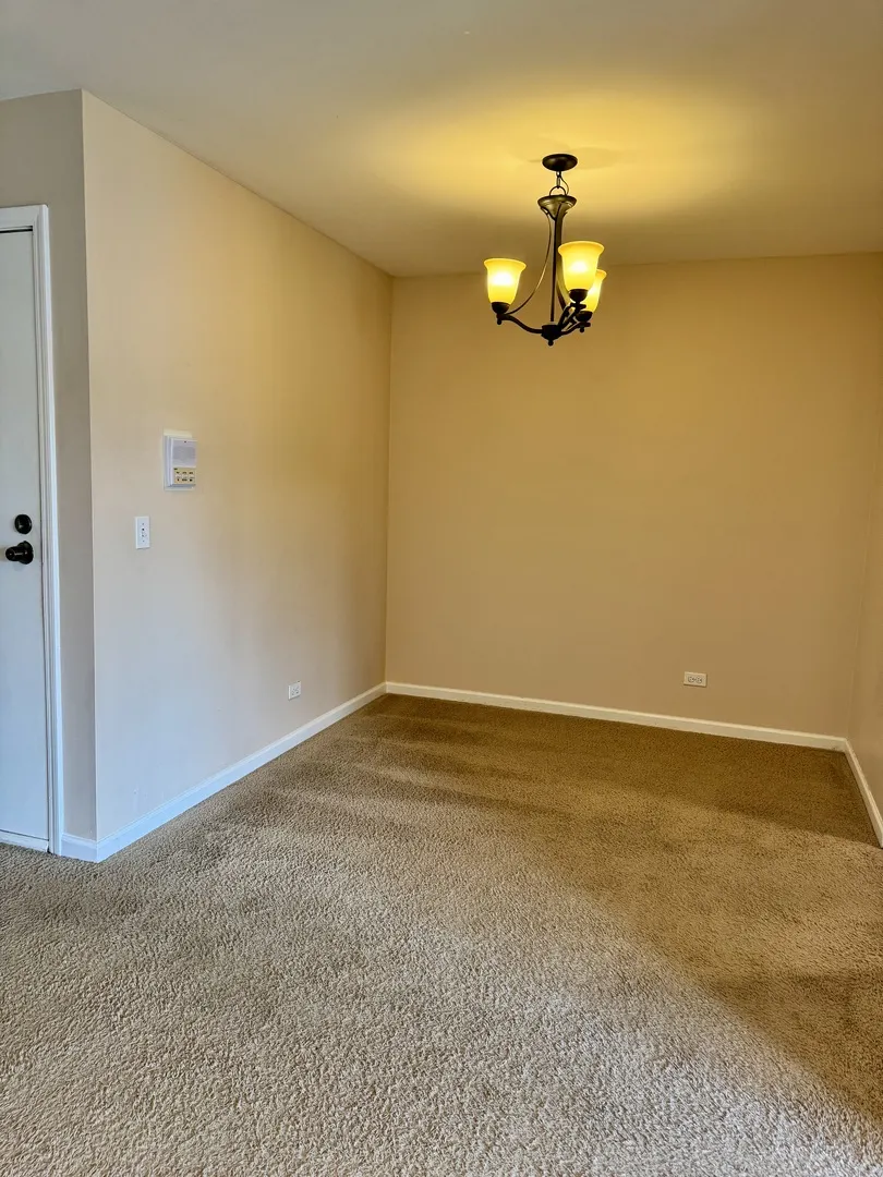 300 Pembridge Lane D2 IL