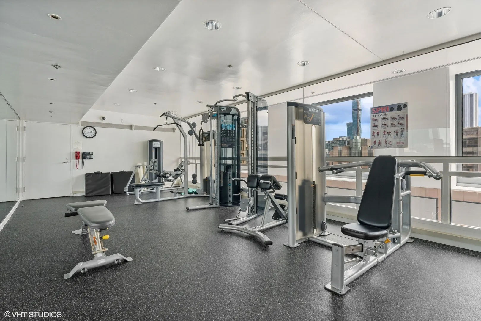 161 E Chicago Avenue 43G IL