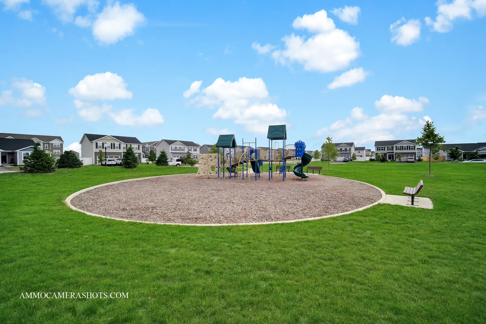 531 Larkspur Lane IL