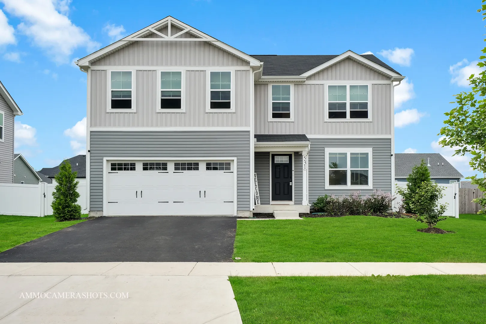 531 Larkspur Lane IL