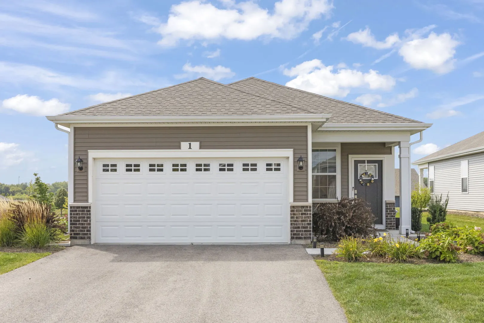 1 Savannah Court IL