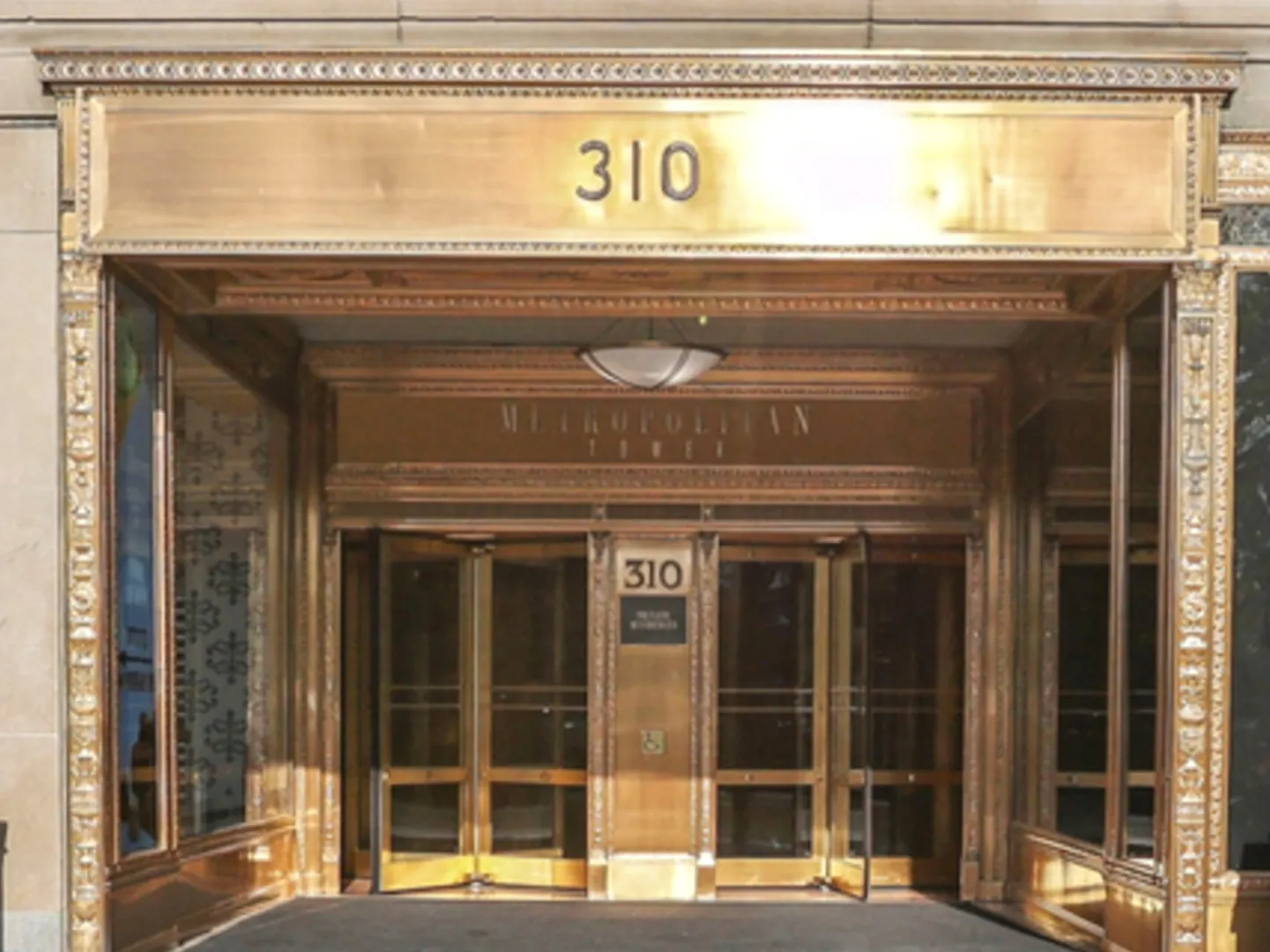 310 S MICHIGAN Avenue 702 IL