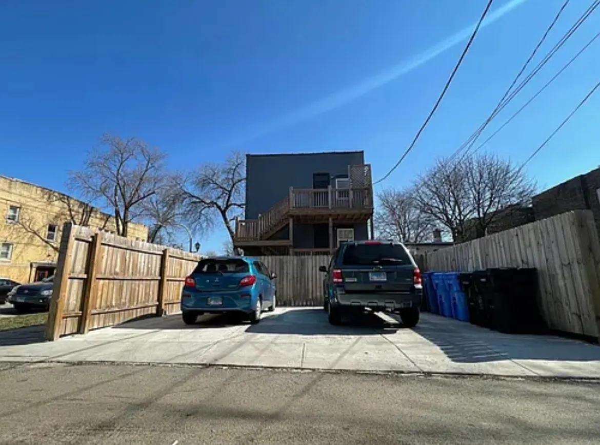 3639 W Iowa Street 1 IL