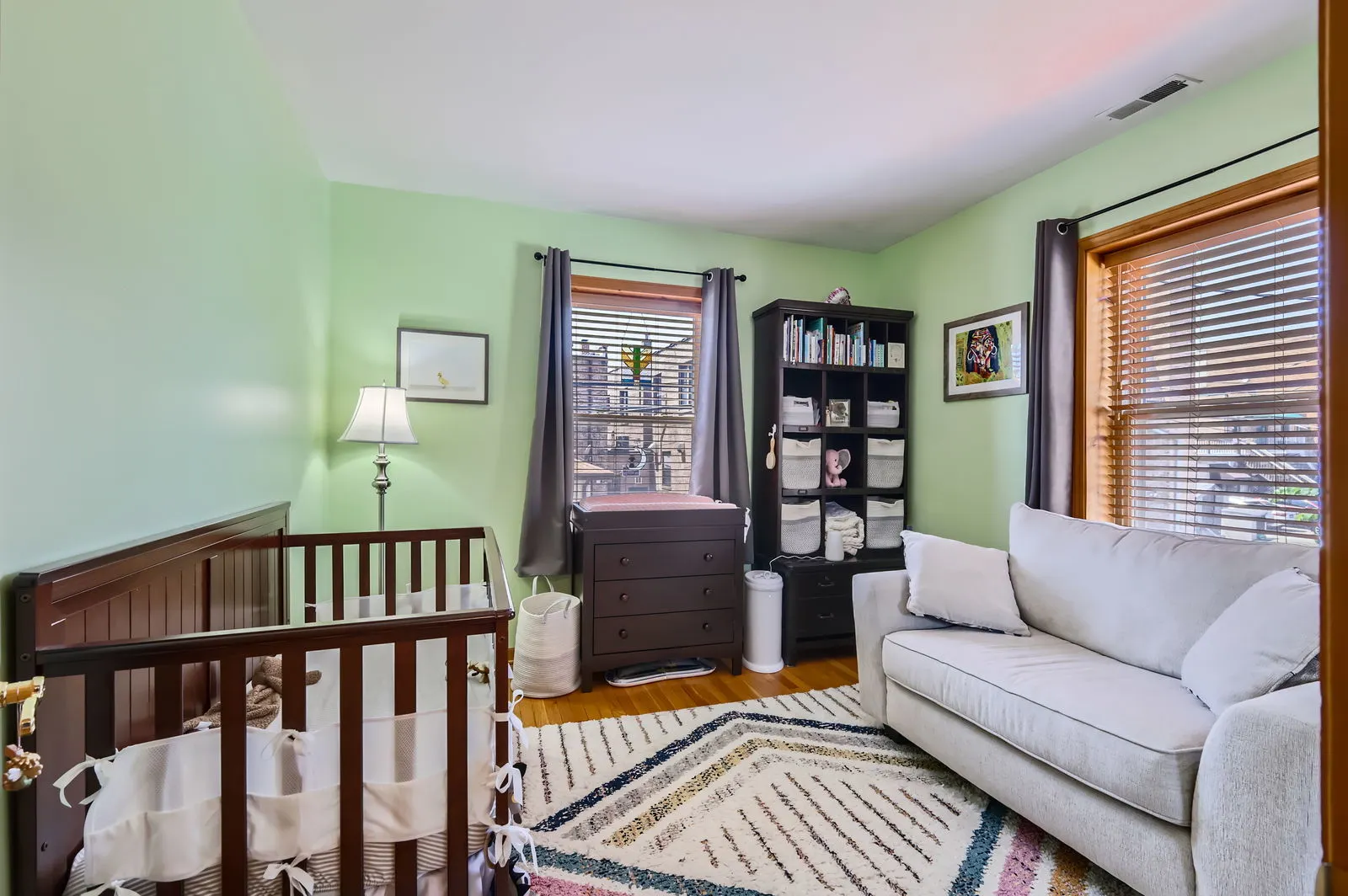 28 S 6th Avenue 1D IL
