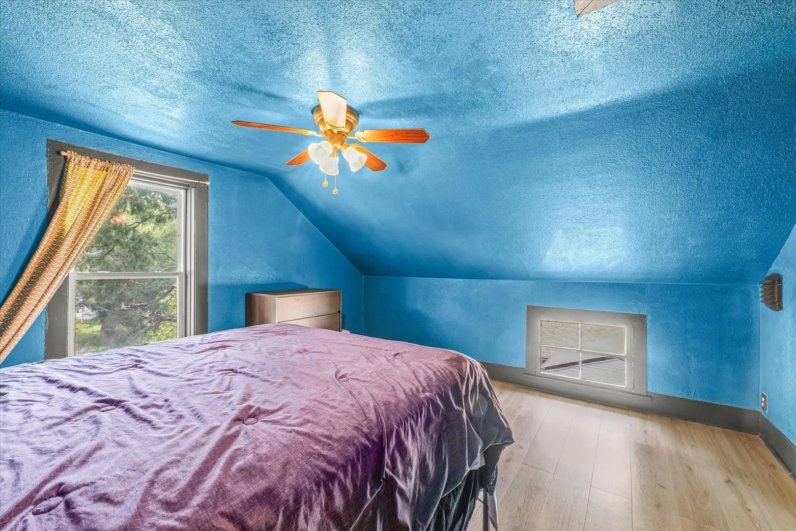 389 E Summer Street IL