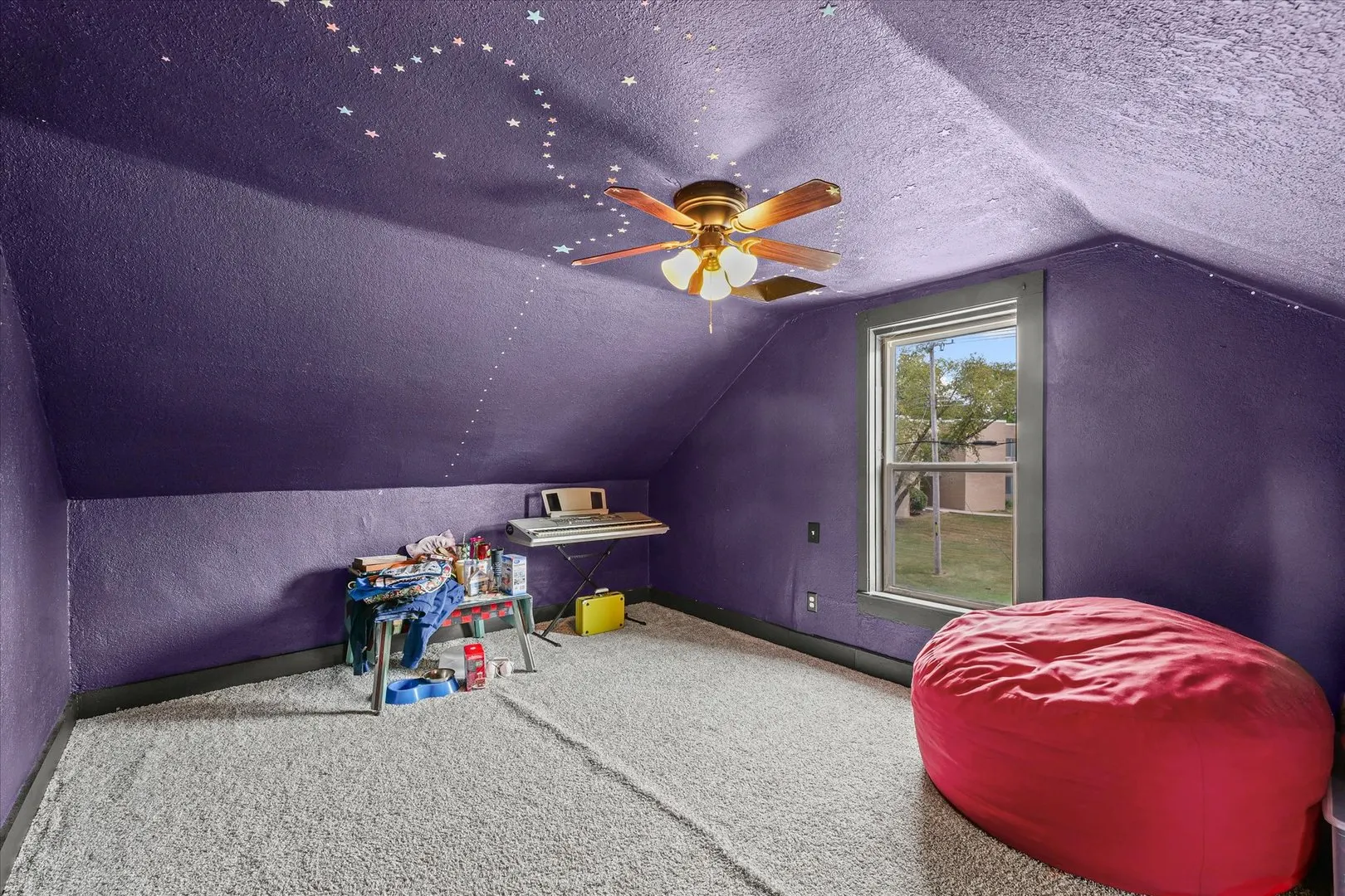 389 E Summer Street IL