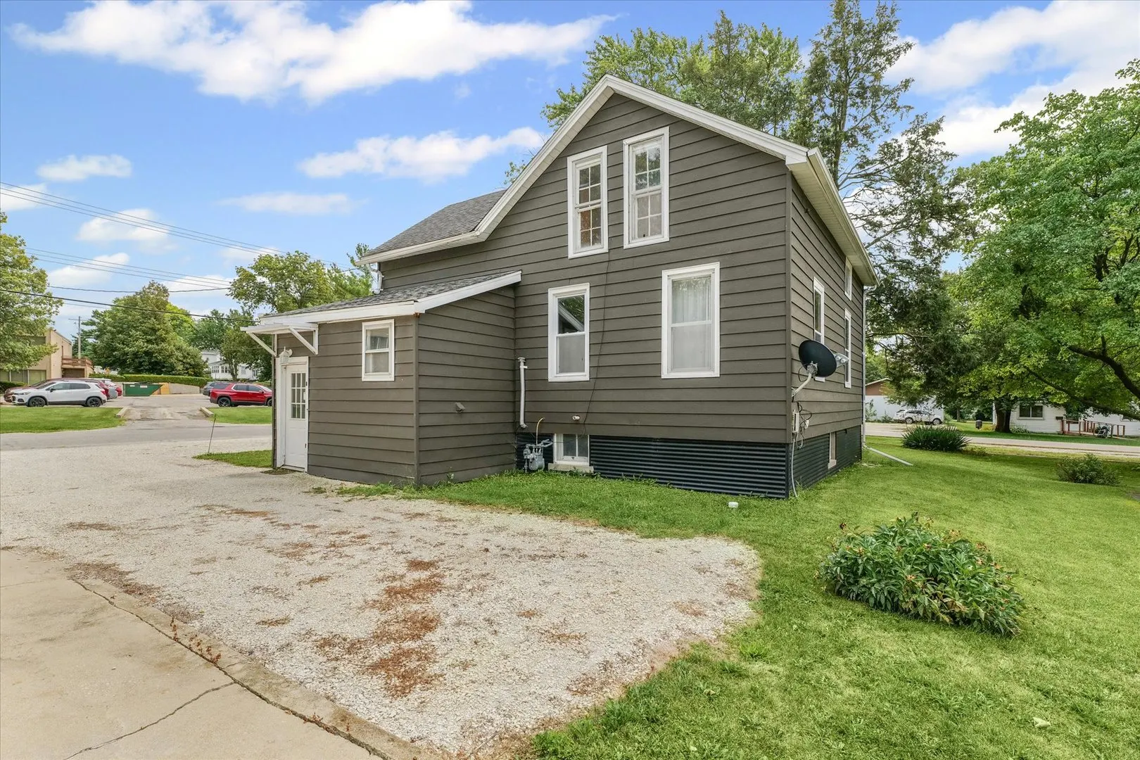 389 E Summer Street IL