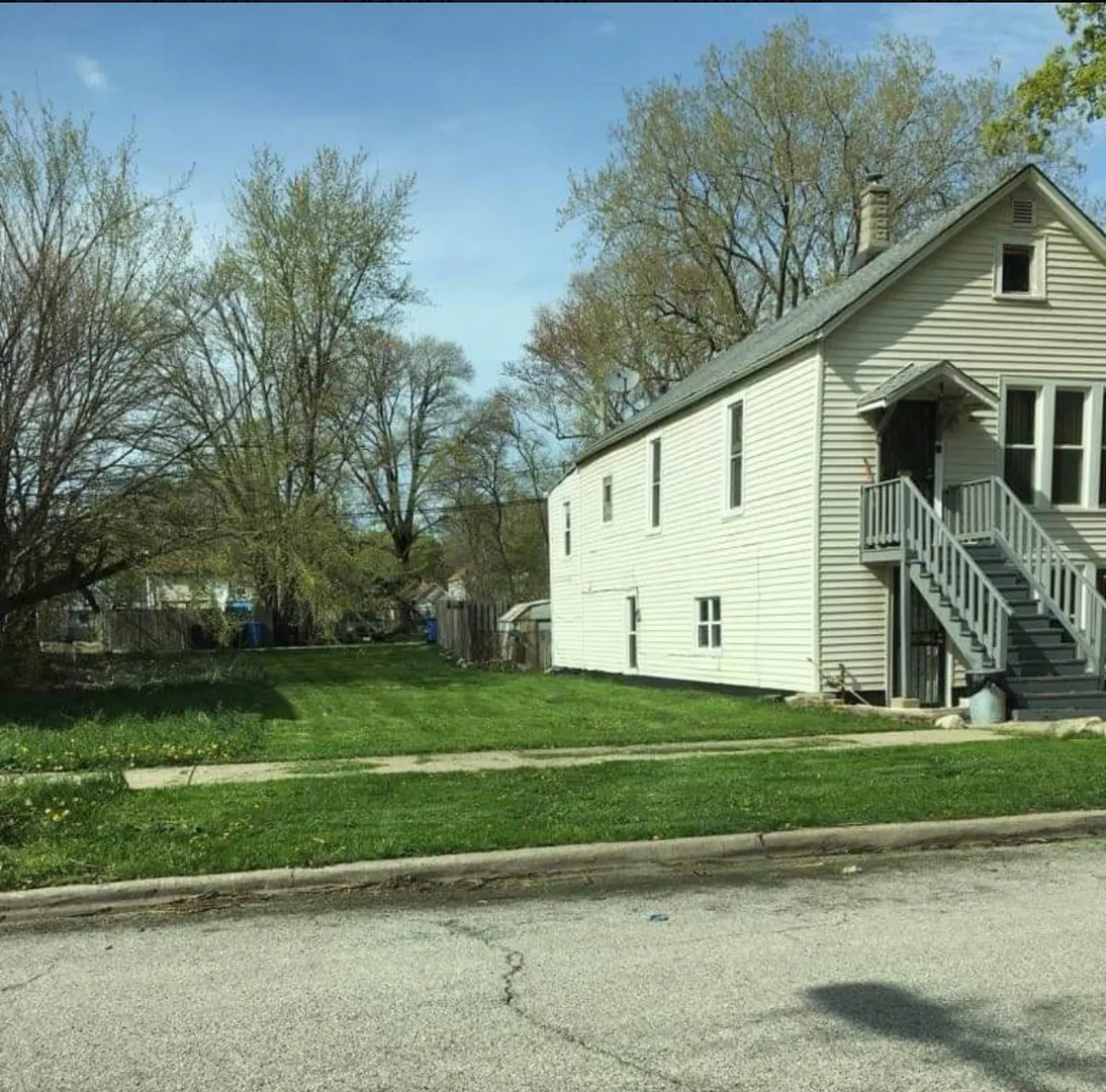 840 W 51st Place IL