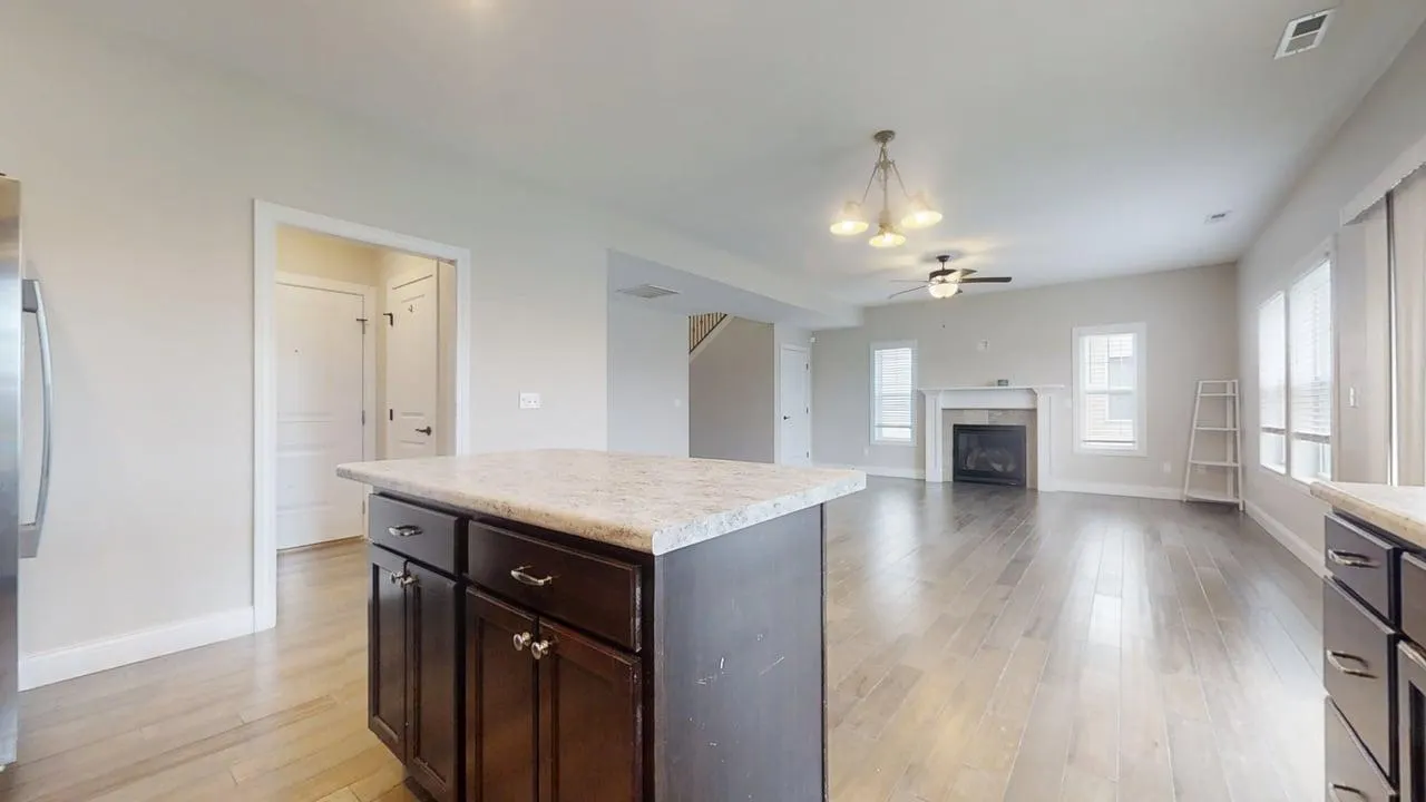 1320 Myrtle Beach Avenue IL