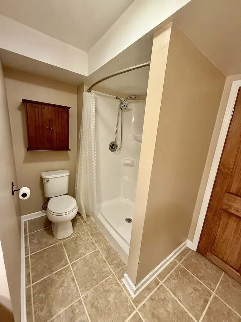 317 Plymouth Court IL