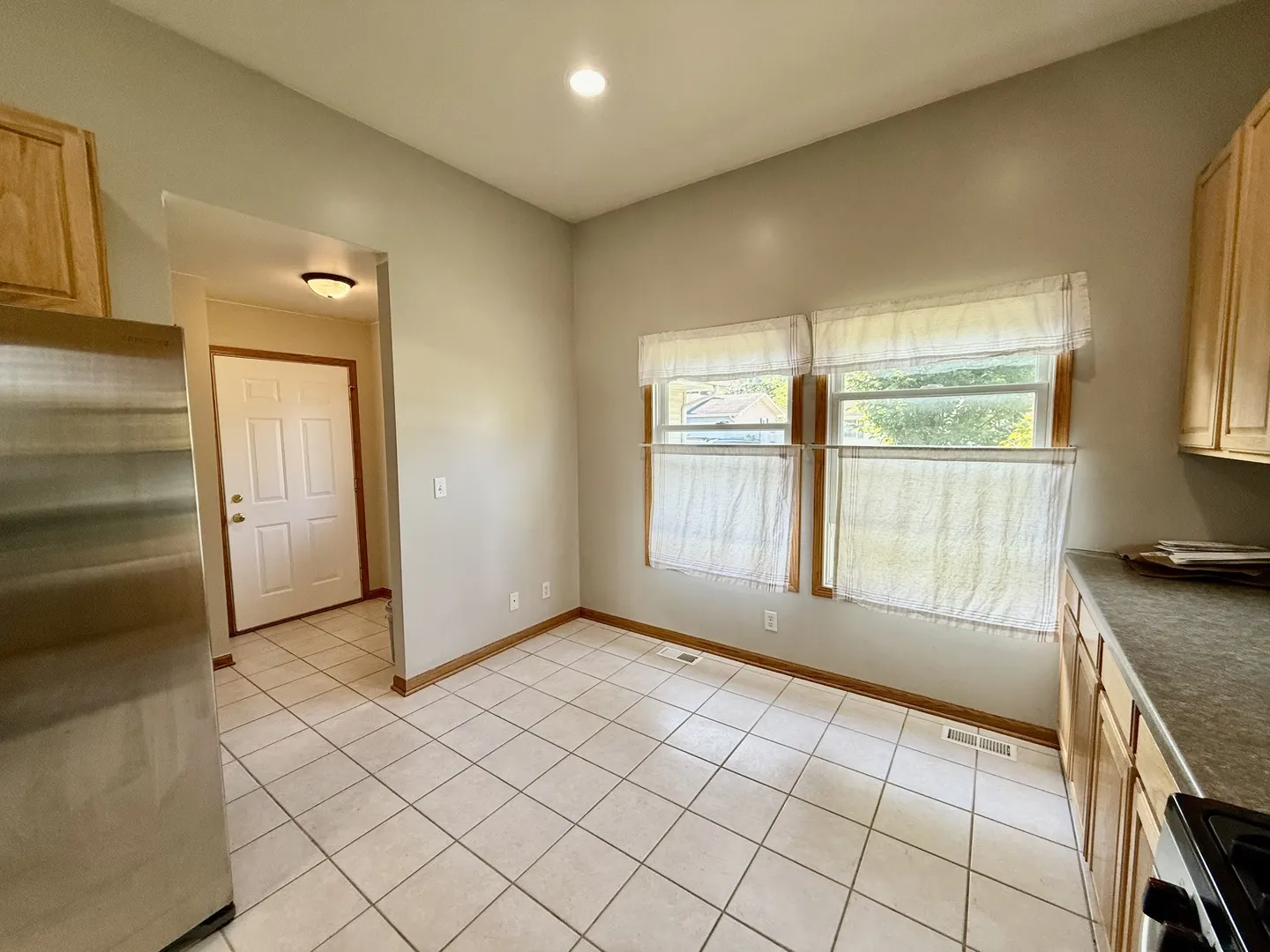 317 Plymouth Court IL