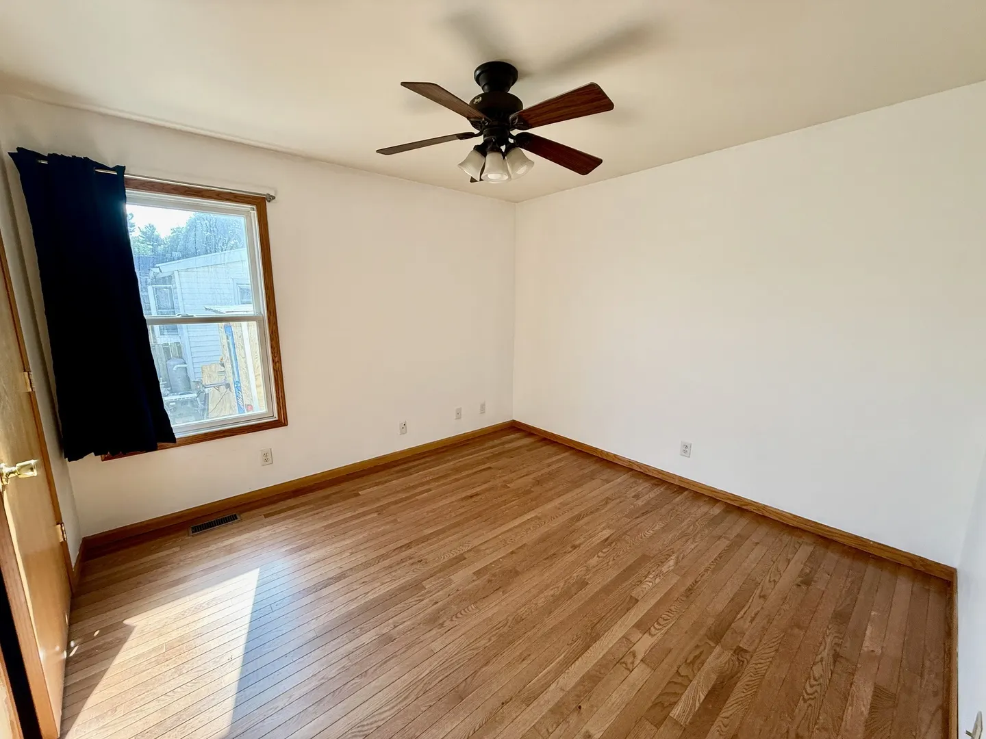 317 Plymouth Court IL
