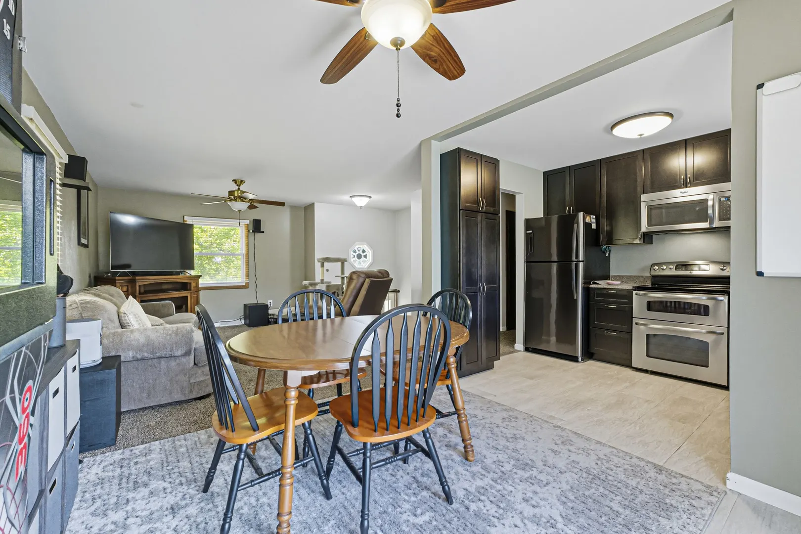 2124 Middlebury Road IL