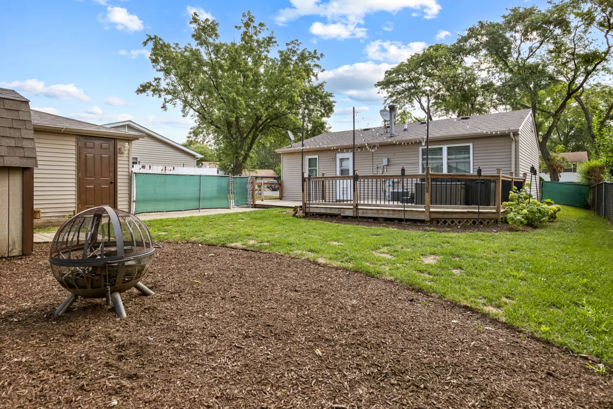 207 Hampdon Court IL
