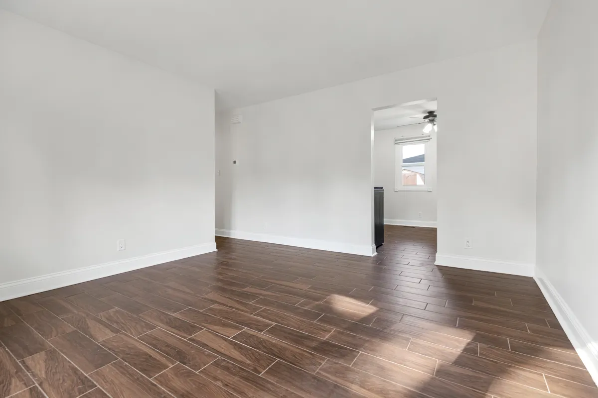 207 Hampdon Court IL