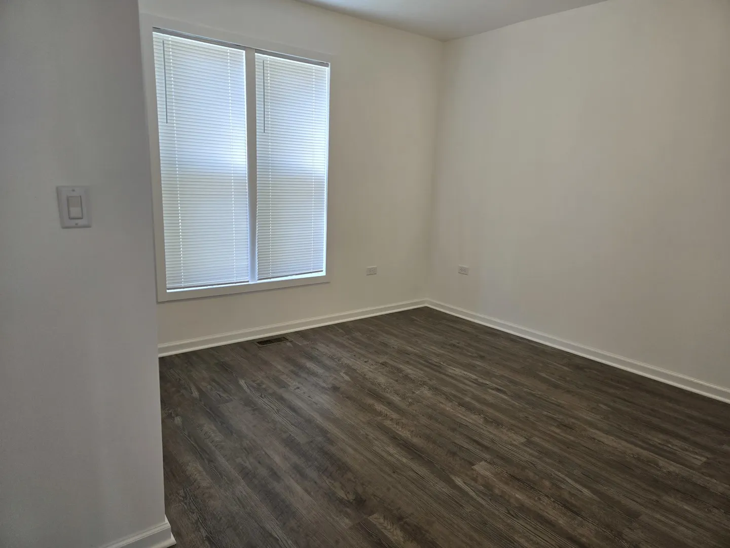 277 Gifford Place IL