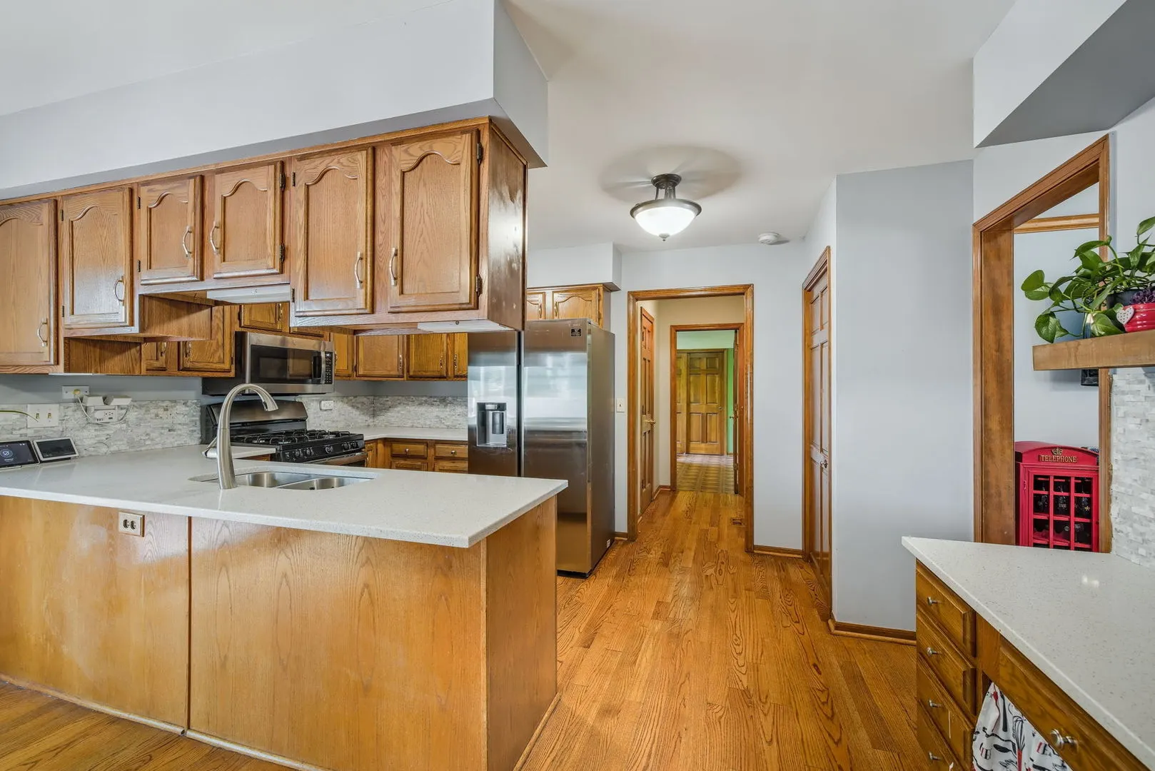 2483 Lakeside Drive IL